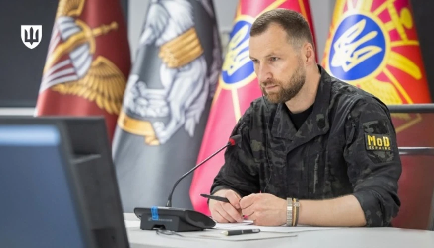 Хто такі Хмара, Зеленський і Свириденко: ролі у кадрових рішеннях щодо Міноборони