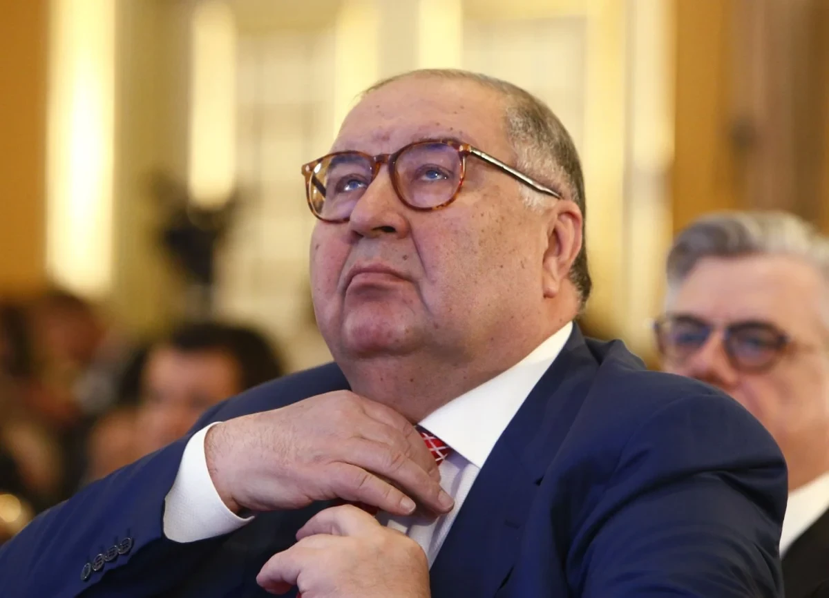 Франція наполягає на виключенні Усманова із санкцій ЄС — тижневий компроміс як відповідь